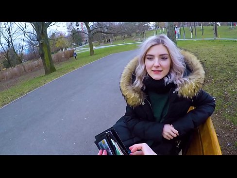 ❤️ Už pinigus nuryja karštą nepažįstamojo spermą - blowjob in the park by Eva Elfie ☑ Dulkinimasis prie mūsų ❌️